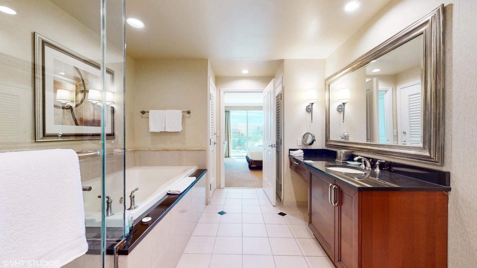 Lady Luck'S Vista - Private Balcony - Full Kitchen - Two Full Baths - Jetted Tub - Full Mgm Grand Resort Access W No Resort Fee At Mgm Signature Лас Вегас Екстериор снимка